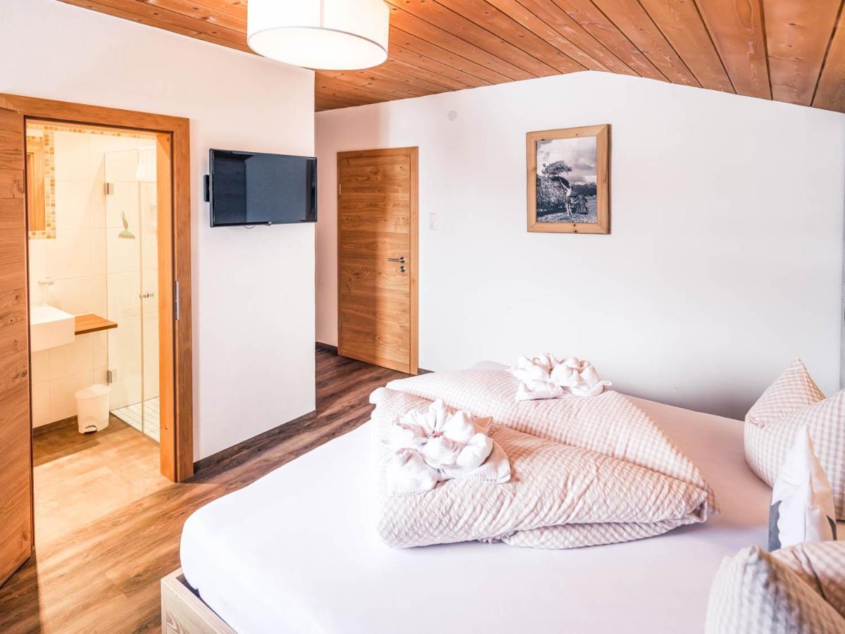 Haus Kristall Tannheim Εξωτερικό φωτογραφία