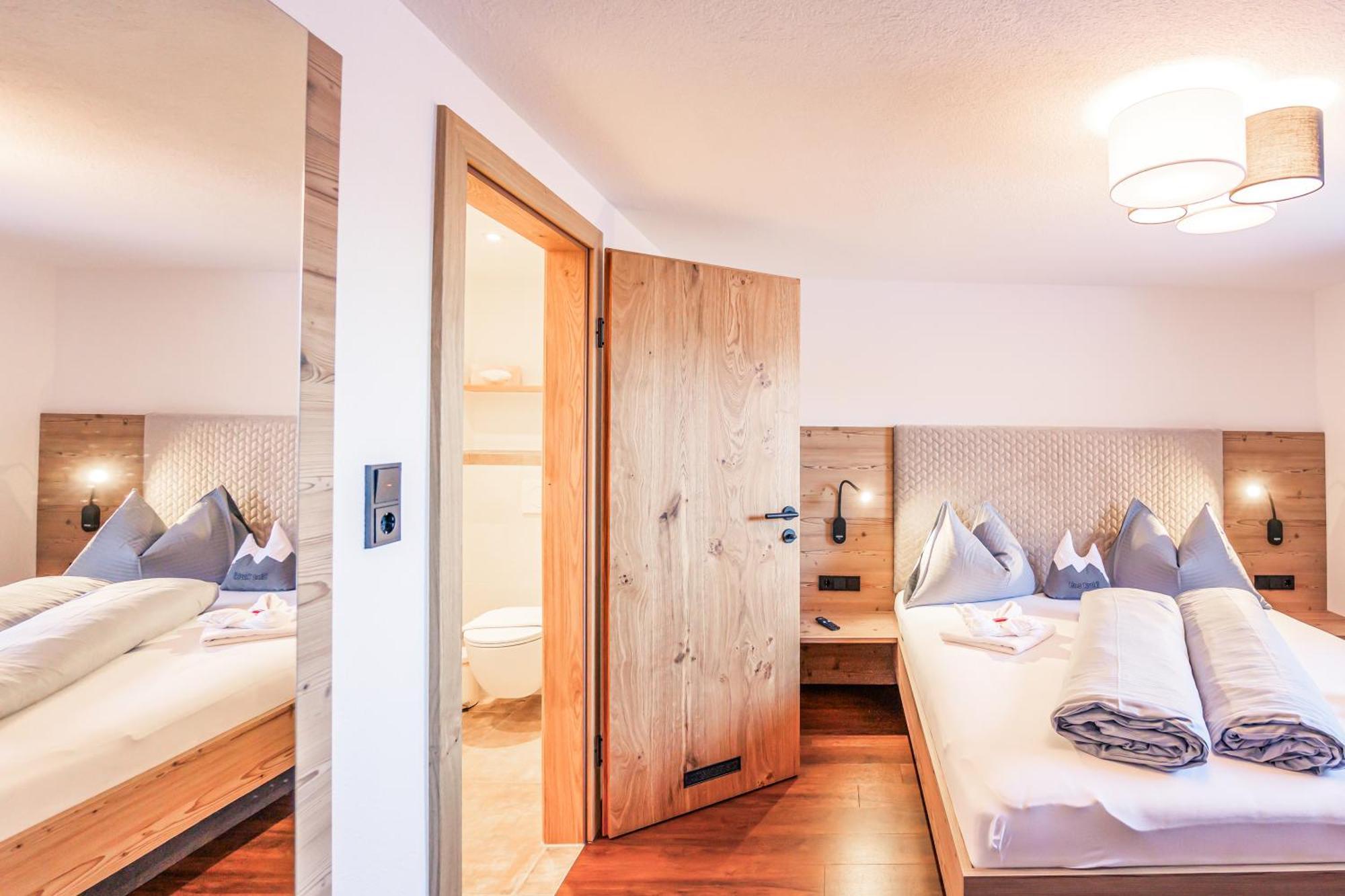 Haus Kristall Tannheim Εξωτερικό φωτογραφία
